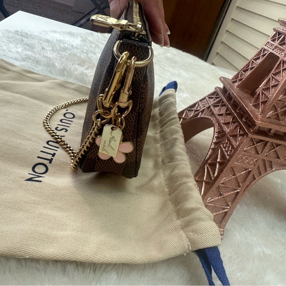 Louis Vuitton mini pochette - Picture 3 of 10